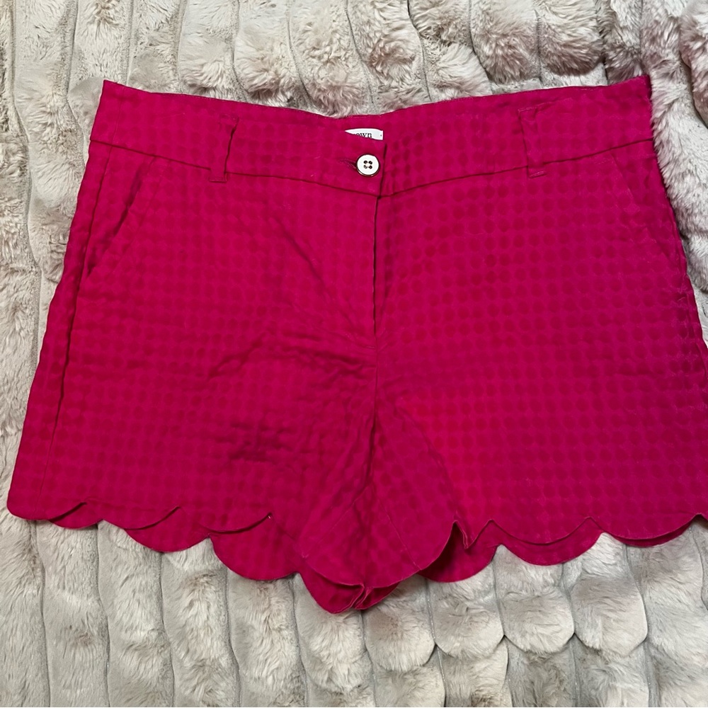 Crown & Ivy High Waist Pink Scalloped Shorts